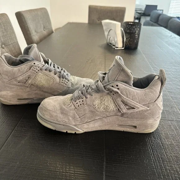 Jordan | Shoes | Size 95 Jordan 4 Retro X Kaws Cool Grey 27  display picture 1